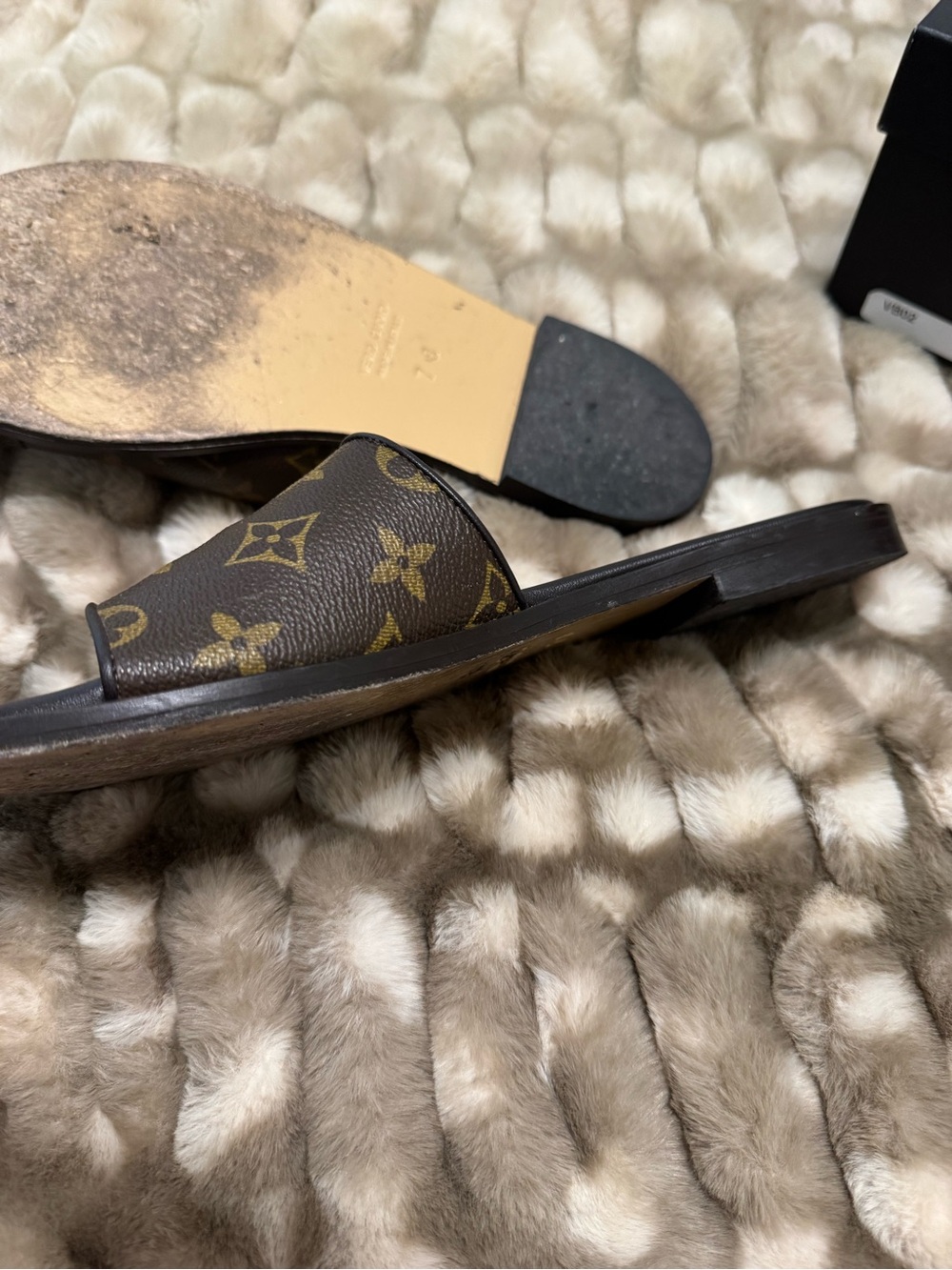 Vintage boho LV Monogram Slide Sandal flats in Brown and Black with Gold Logos - Picture 7 of 7